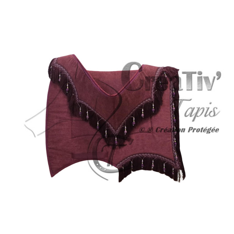 Ensemble tapis Tripointes et collier bleu lit de vin