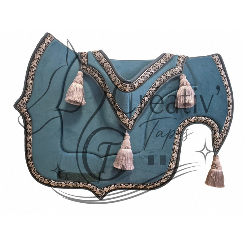 Ensemble Tapis Triarond et collier vert canard